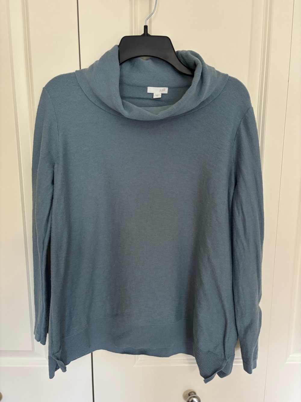 J Jill medium tunic/sweater blue. Cotton/silk blend.